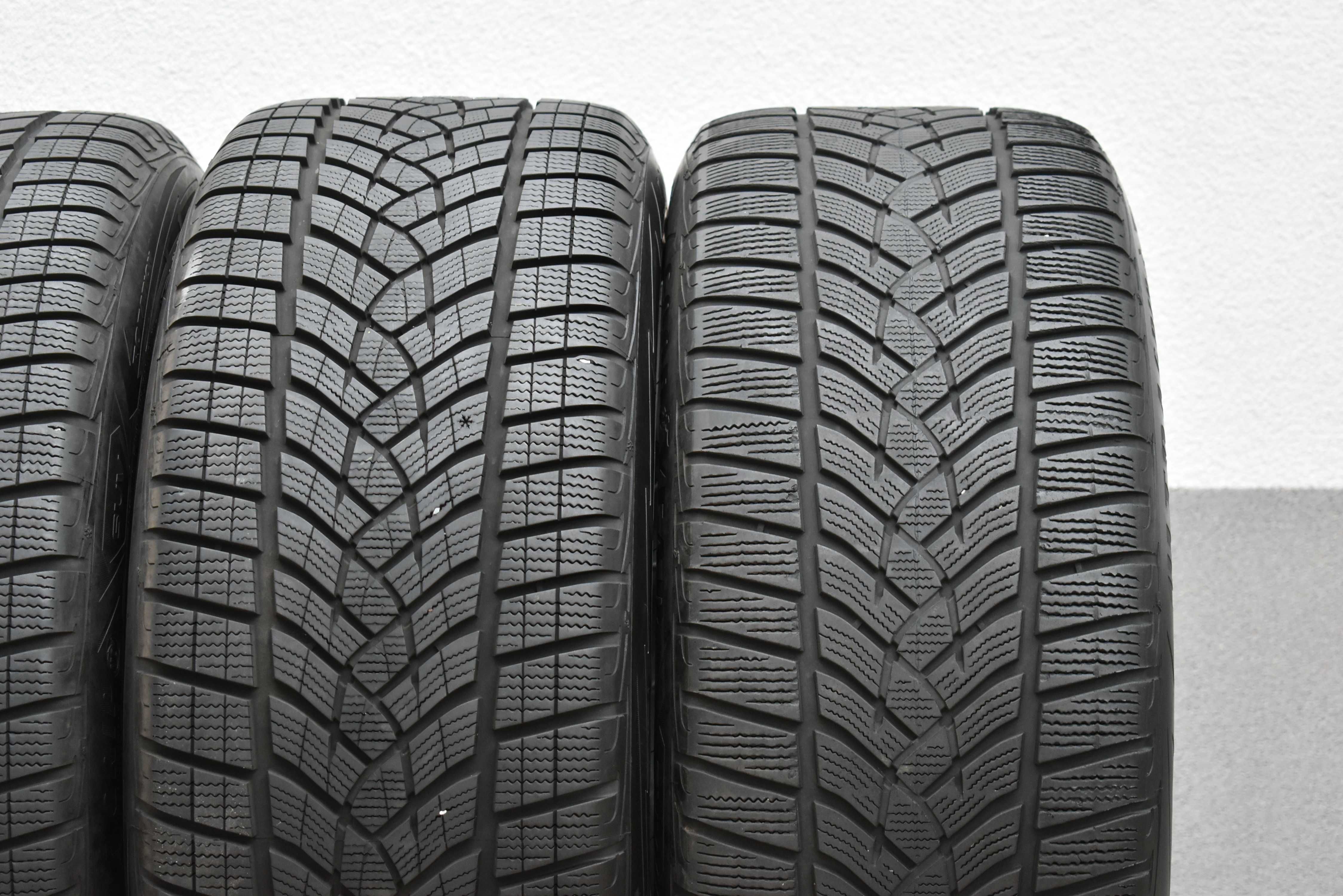 Гуми 275/45/21 Goodyear