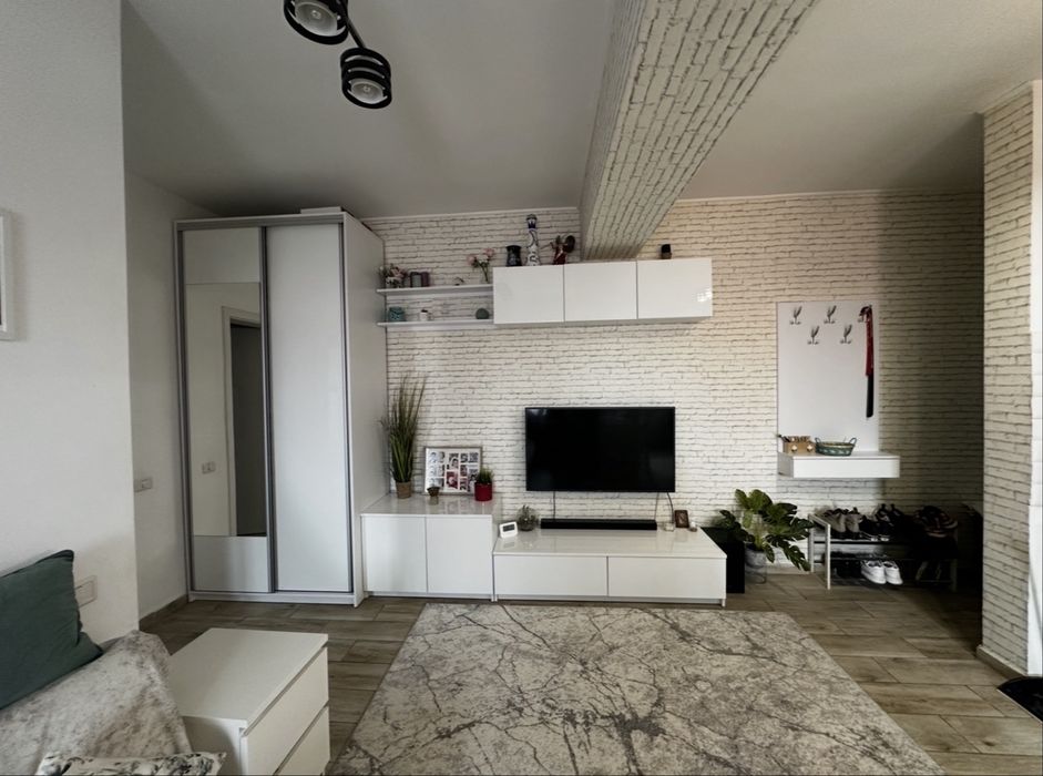Apartament 3 camere de vanzare - Popesti Leordeni