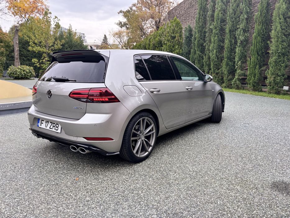 Golf 7.5  2019 R-line design