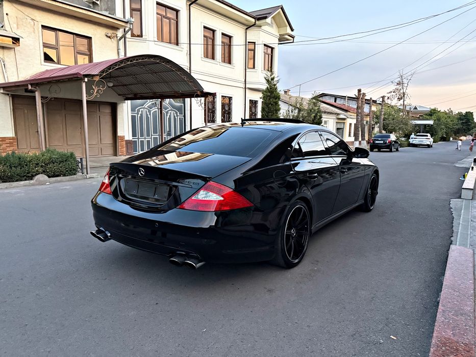 CLS 63 Body Kit Состаяние Зор Full Позиция