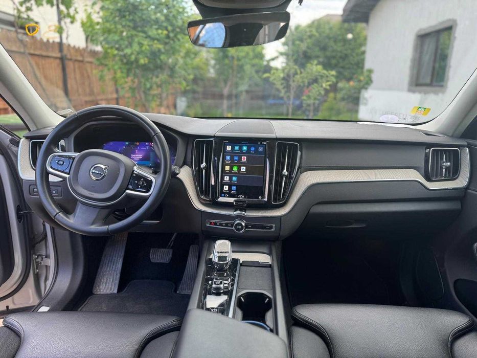 Volvo XC 60 T6 Recharge Plug-In Hybrid Inscription Expression 340 HP