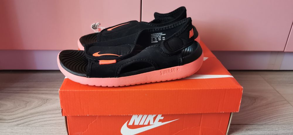 Sandale Nike 33.5
