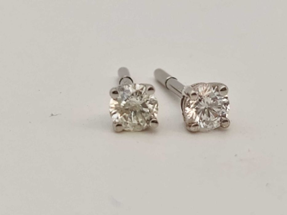 Cercei cu diamnte certificate de GIA 0,64ct