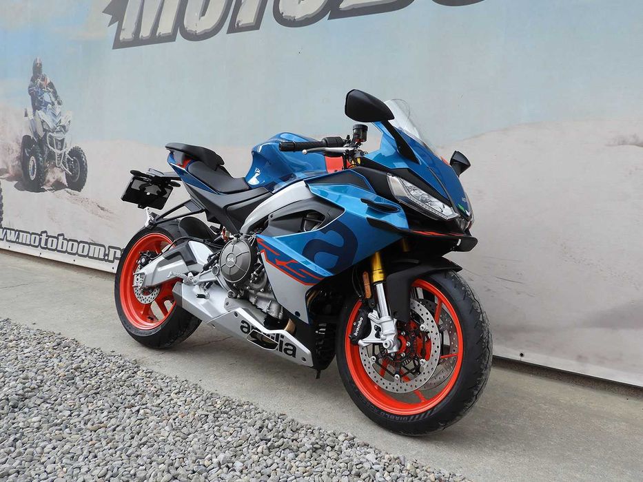 Motocicleta Aprilia RS 660 2025