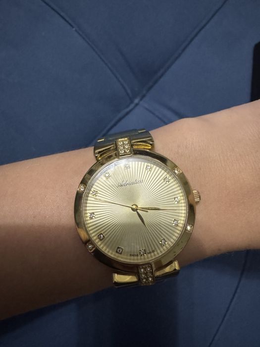 Часы Adriatica Швейцария в отличном состоянии