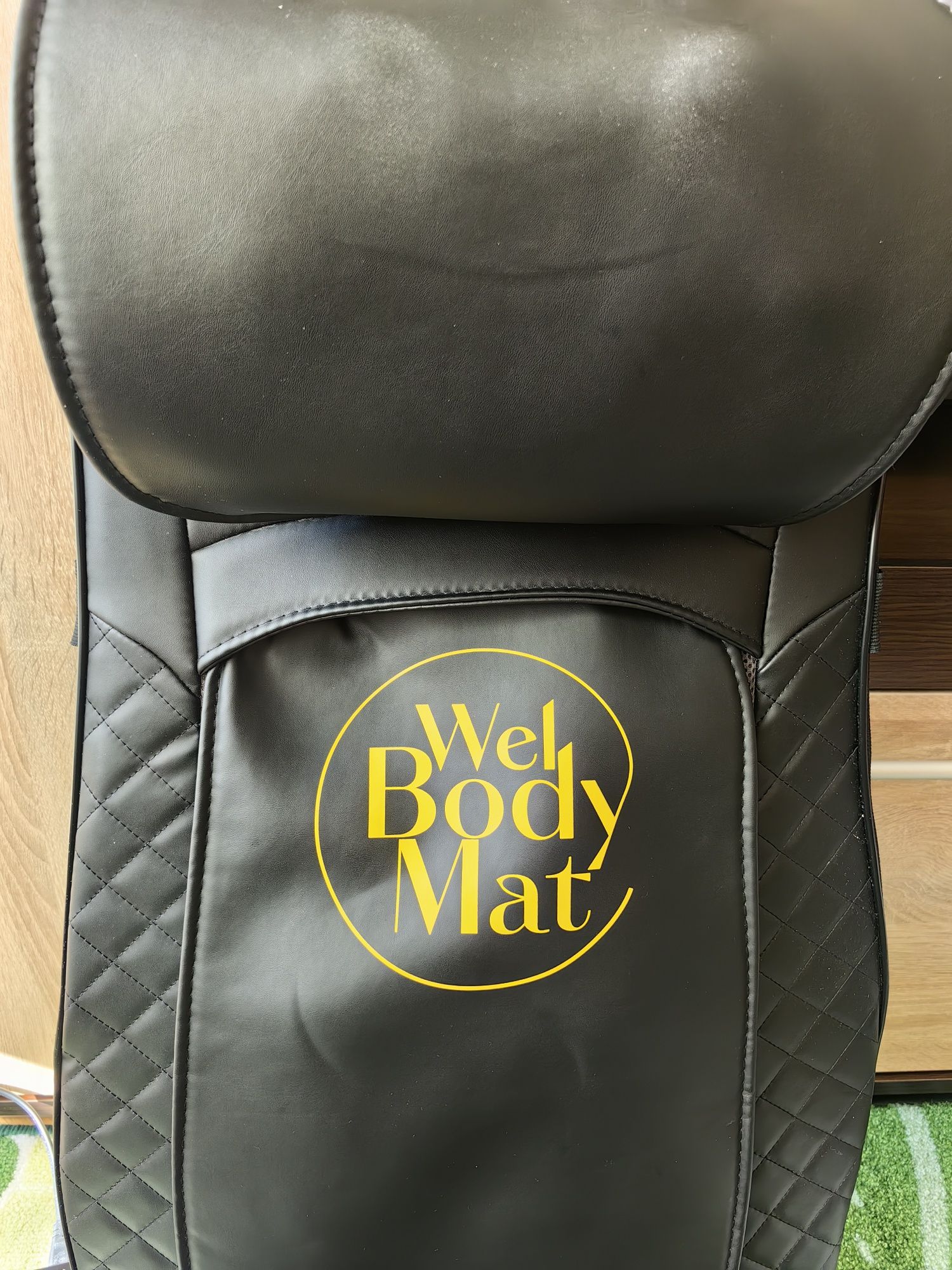 Масажор за гърба и врата WELBODYMAT Welmax + подарък масажор за очи