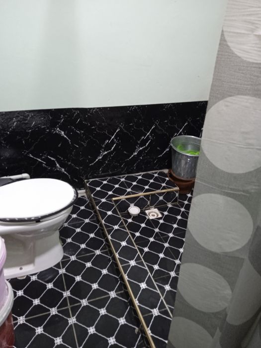 Uy sotiladi yangiyol shaxrida sentrda