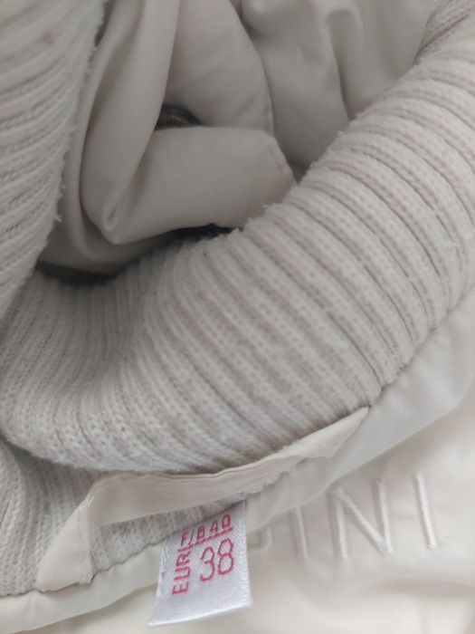 Geaca dama Hummel +cadou o geaca Alva de zăpadă măsură 38