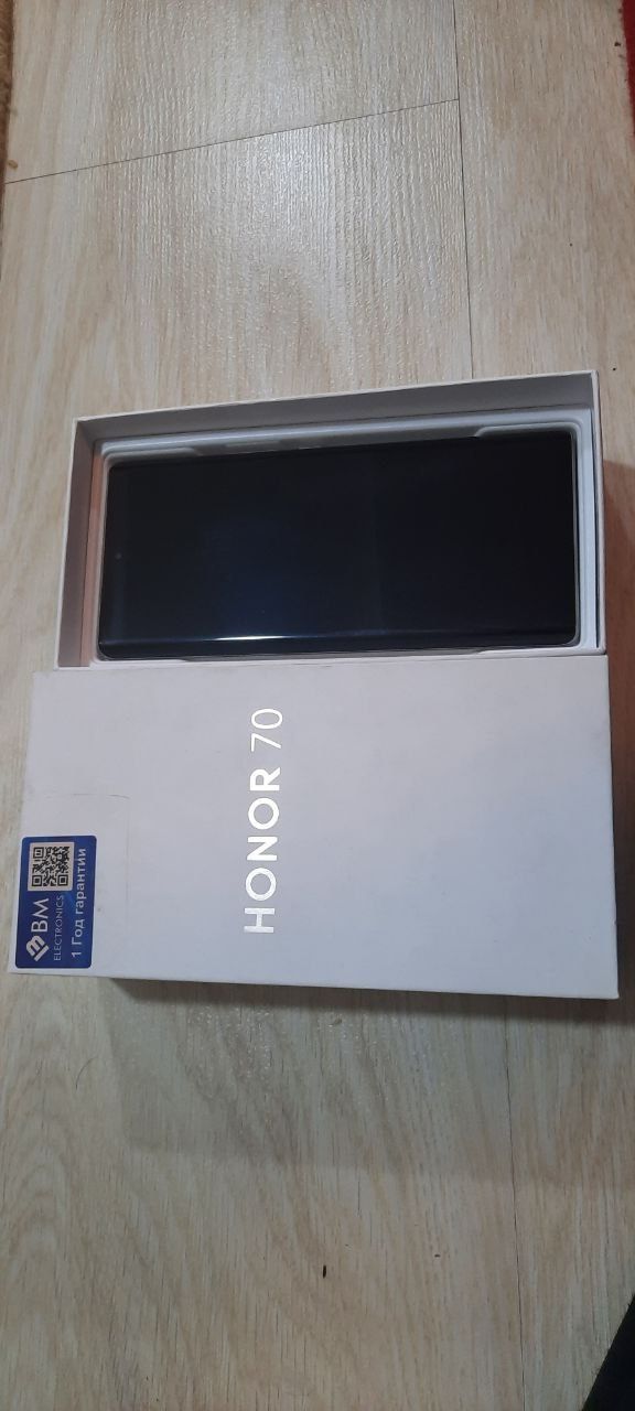 Honor 70 8/256 gb