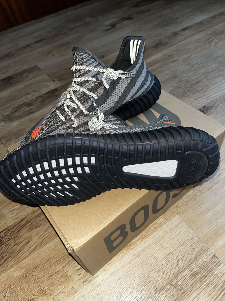 Adidas Yeezy Boost 350 V2 Carbon Beluga