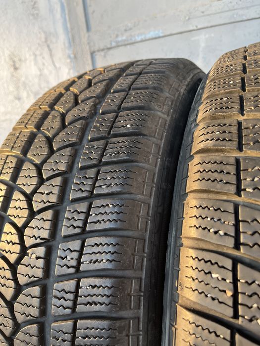 2 бр. зимни гуми 205/55/17 Tigar DOT 3216 6,5 mm