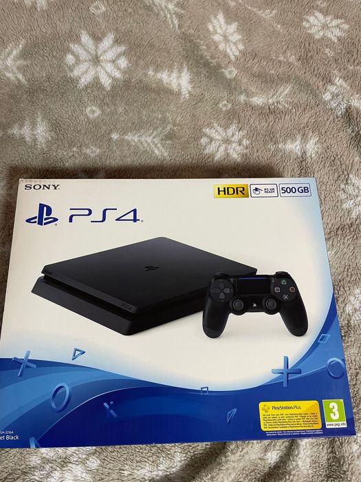 Vand ps 4 in stare perfecata de functionare