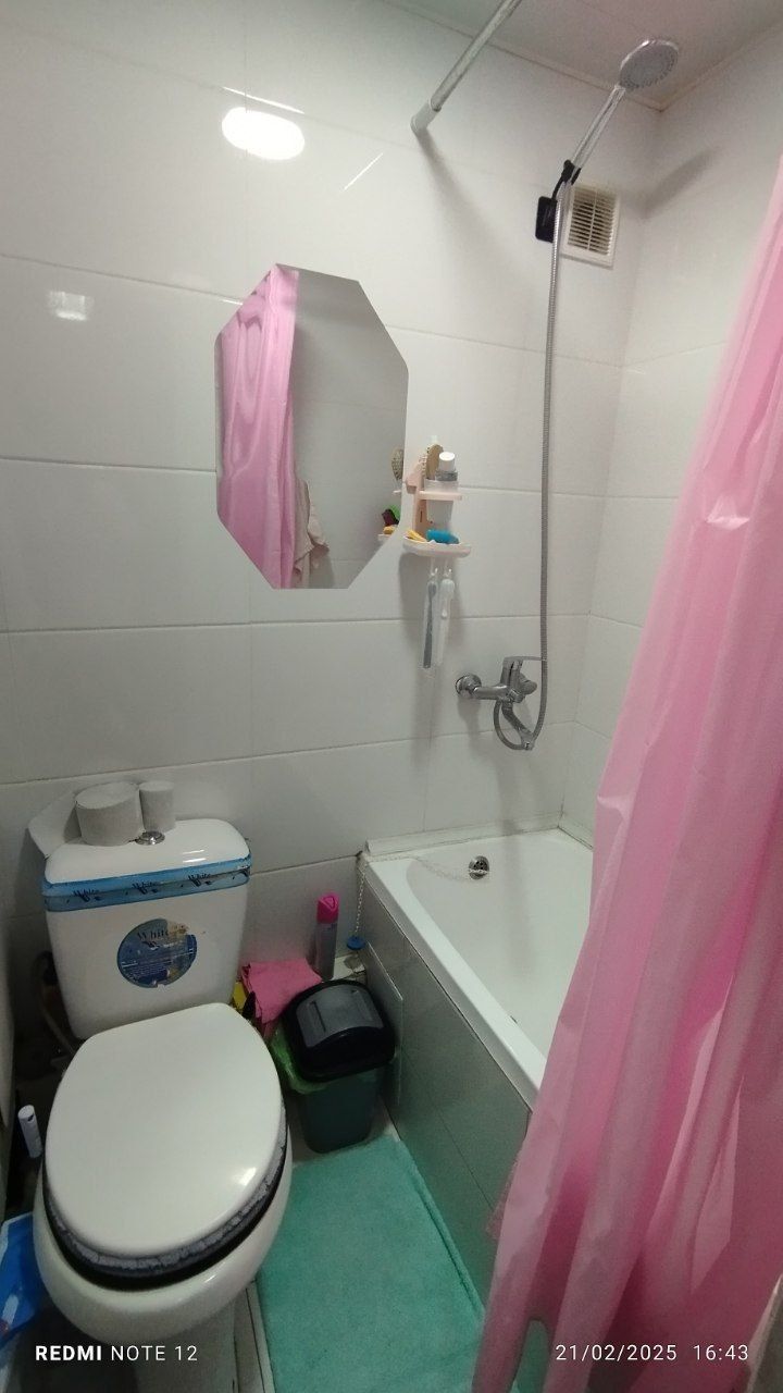 Продаётся на Чиланзаре метро Новза  1ком