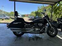 Suzuki boulevard c90T