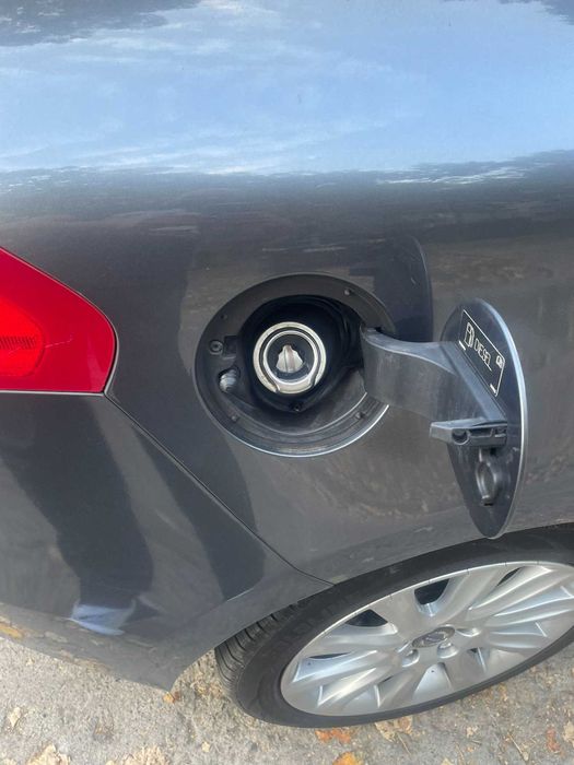 Фуния за Volvo Capless Fuel System