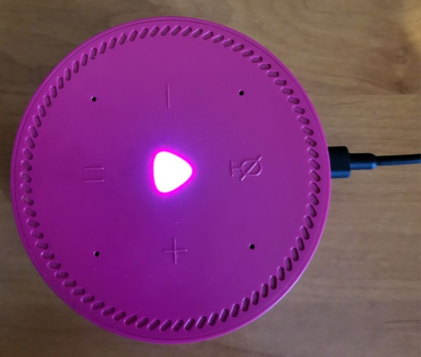 Яндекс колонка Алиса