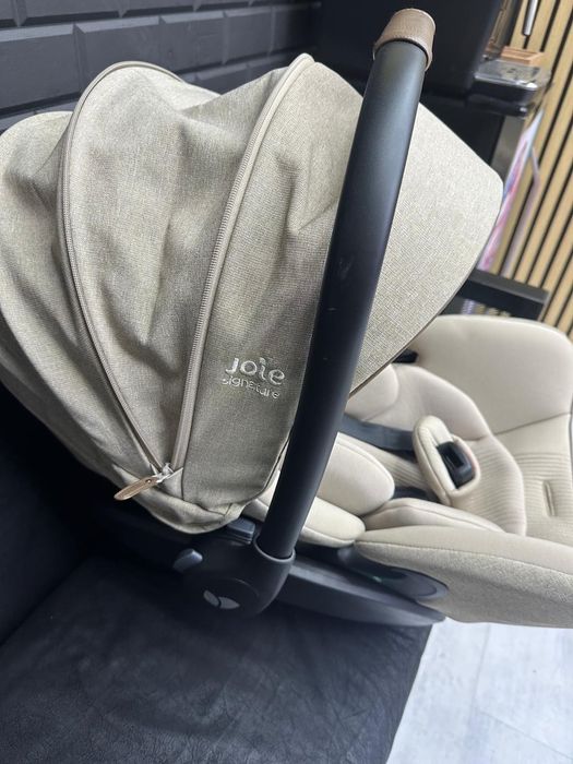 Vând scoică Joie plus baza rotativă