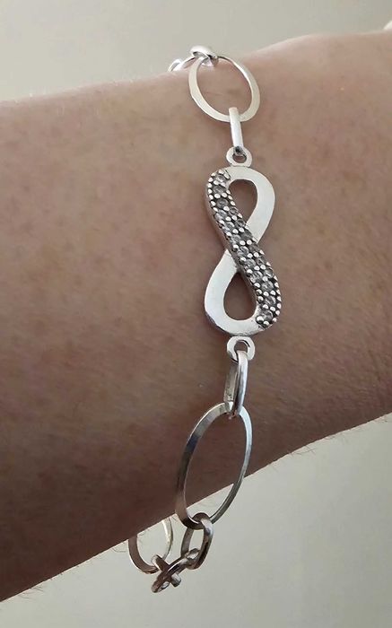 Сребърна гривна 925