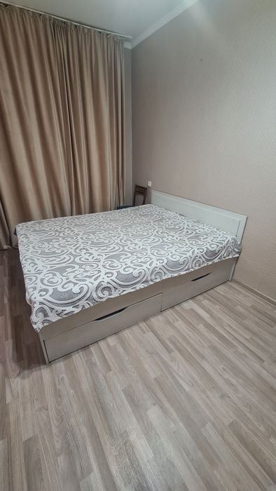 Продам кровать 160/200