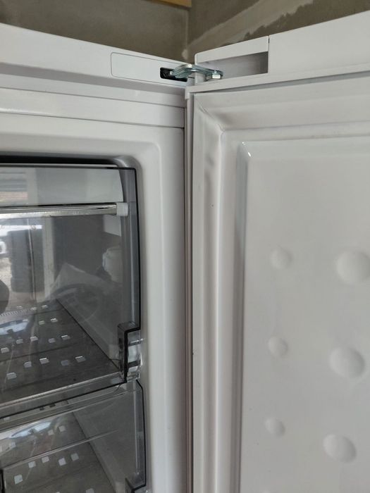 Congelator Arctic, 6 sertare, clasa energetică A, Fast Freeze XL Zone