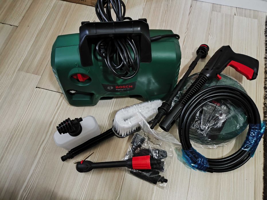 Bosch EasyAquatak 120 - aparat de spalat cu presiune
