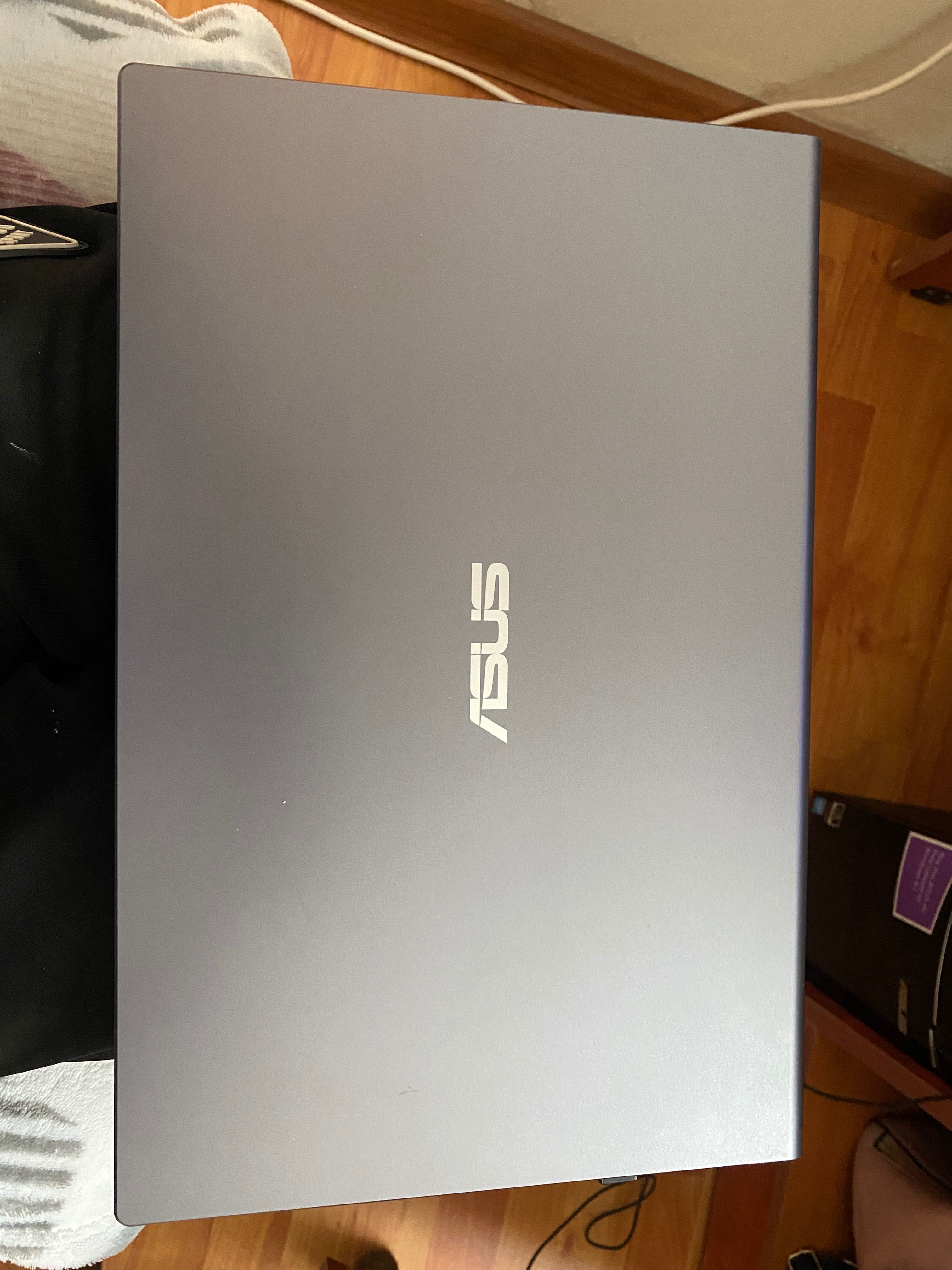 Laptop asus vand