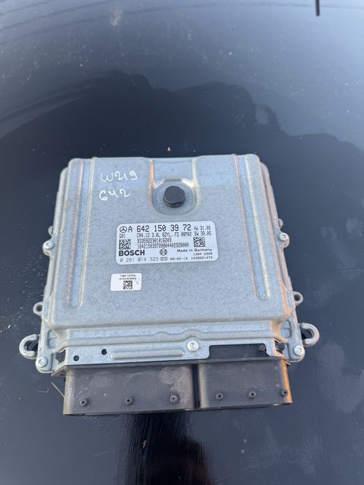 Моторен компютър/Ecu за Mercedes Cls W219