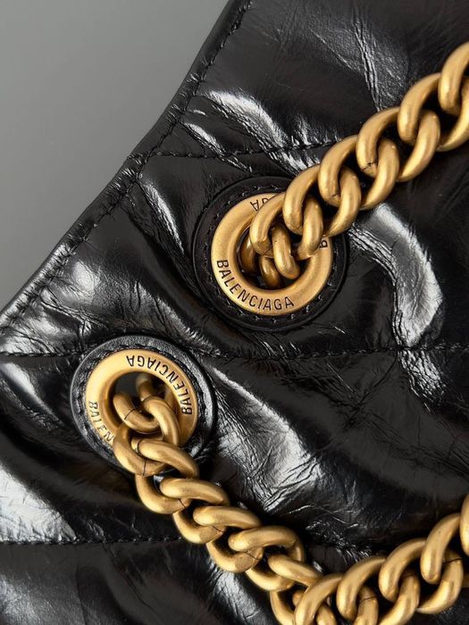 Geanta Balenciaga Crush