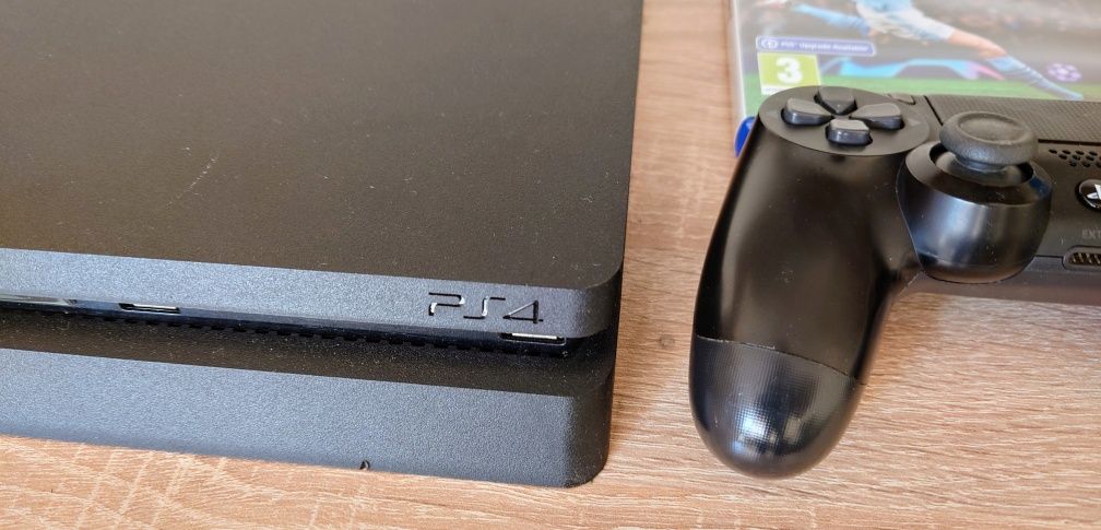 [ PS4 + FC24 > PlayStation 4 Slim с джойстик и диск FC24