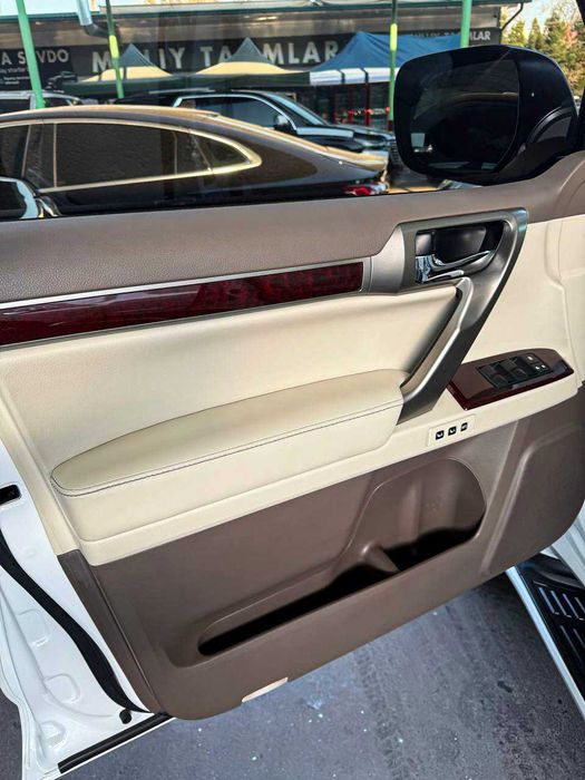 Lexsus GX 460 Dubai Version 4x4 идеал ҳолатда сотилади!
