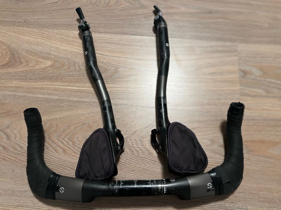 Ghidon cursieră / triatlon carbon cu manete Dura-Ace
