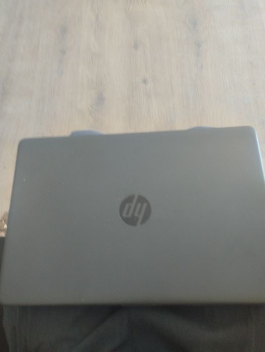 HP noutbuck sotiladi