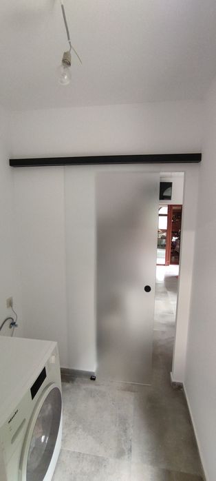 Usi din sticla glisante si batante, cabine de dus, paravane wolk-in