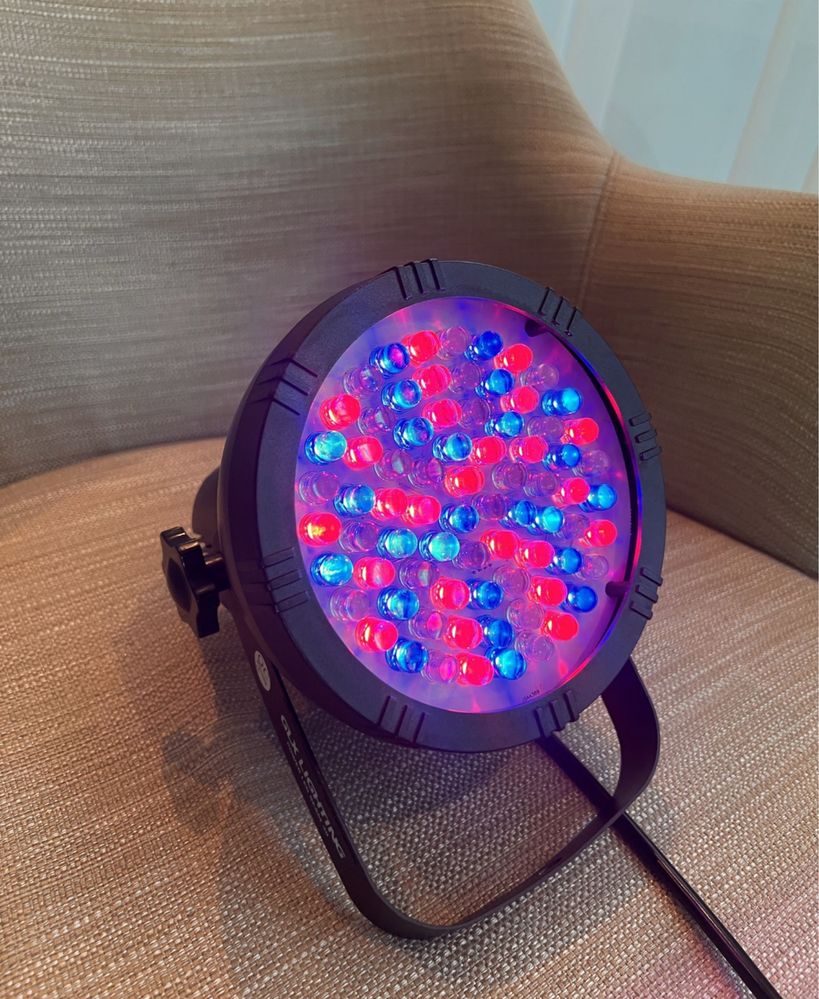 Lumina de scena GLX Lighting Power LedBeam 38