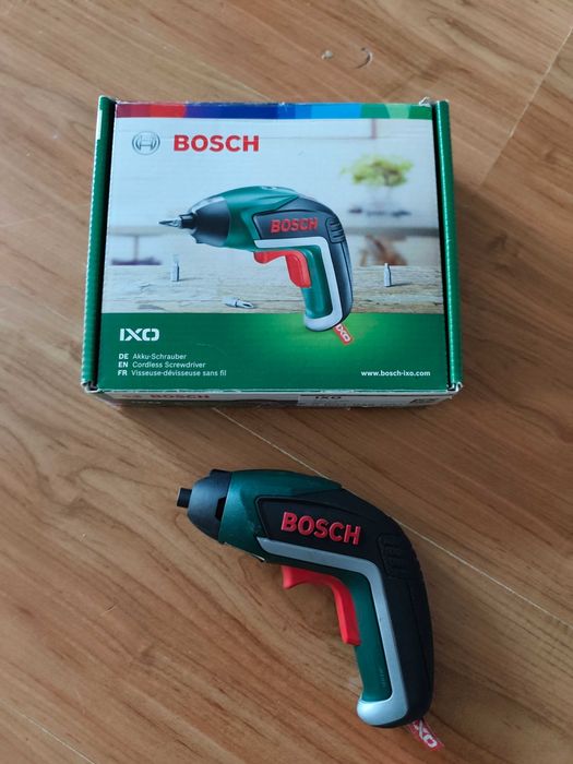 Акумулаторна отвертка Bosch