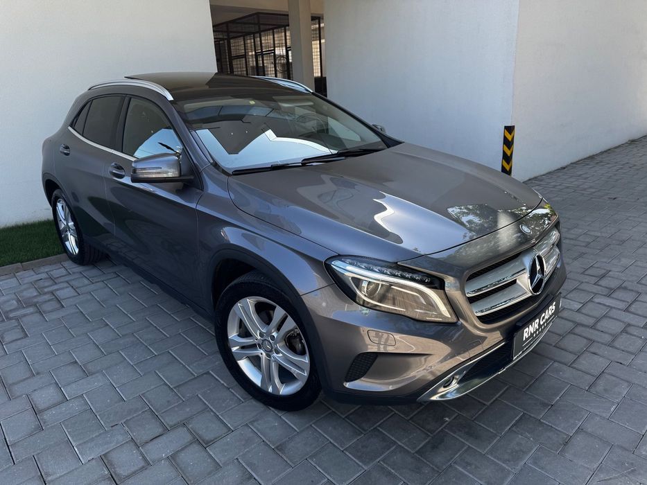 Mercedes-Benz GLA Garanție 4Matic 12/36 Luni , Panoramă , Led , Cameră