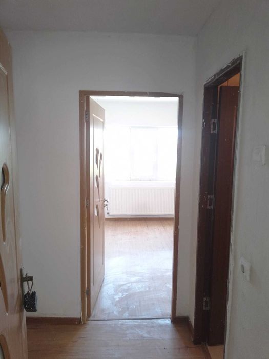 Vand Apartament 60mp Semidecomandat Filiasi