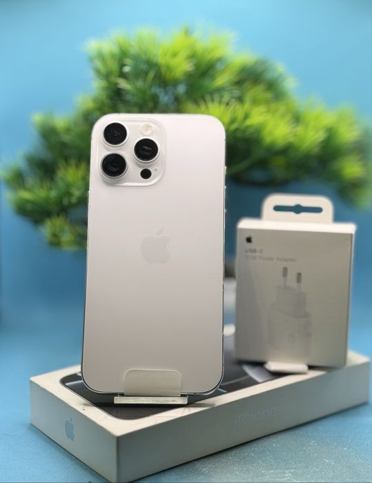 ГАРАНЦИОНЕН!!! Apple iPhone 16 Pro Max, 256GB, 5G, White Titanium