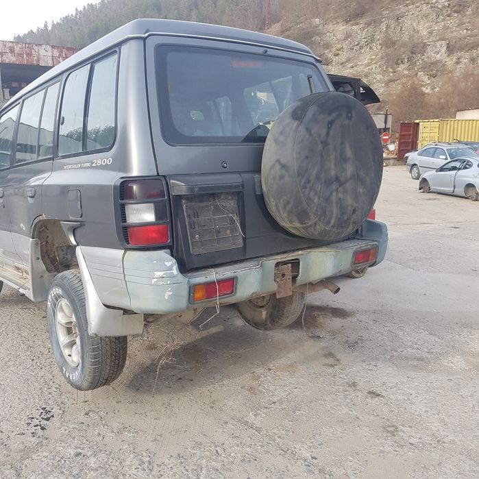 Мицубиши паджеро 2.8д на части
