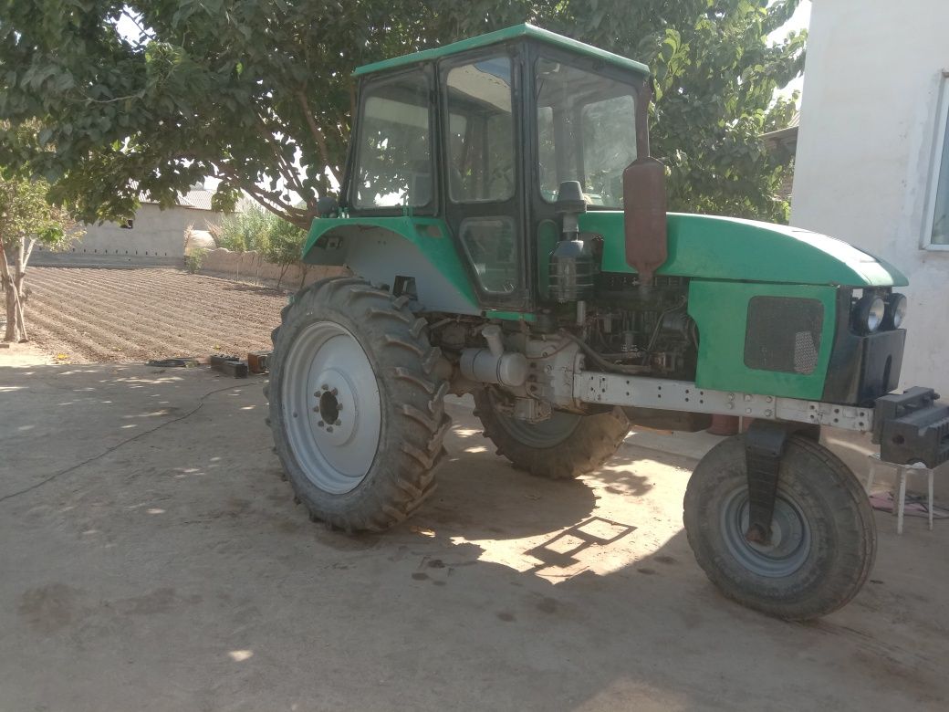 Traktor Hachir sotiladi