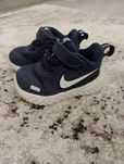 Маратонки Nike-номер 18,5
