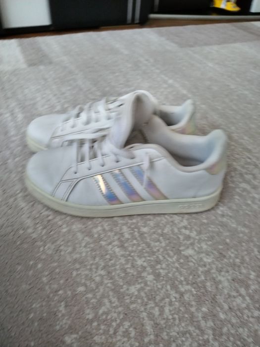 Încălțăminte fete.