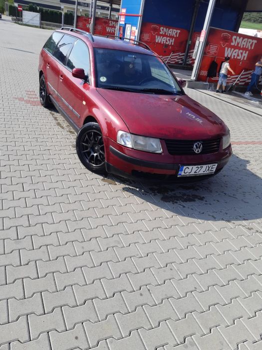 Vind passat b5 an fb 2000 1.9 dizal sau dau la schimb cu atv