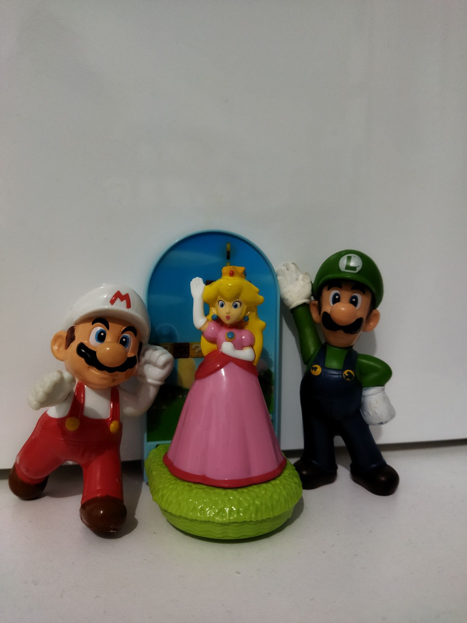 Lot 3 jucării originale Mario Luigi și prințesa  Nintendo