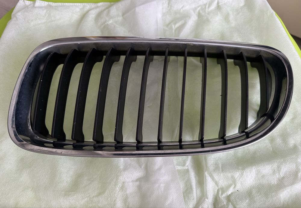 Grile Originale BMW E90/E91 LCI