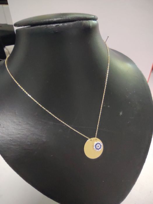 Colier cu pandantiv (efn)