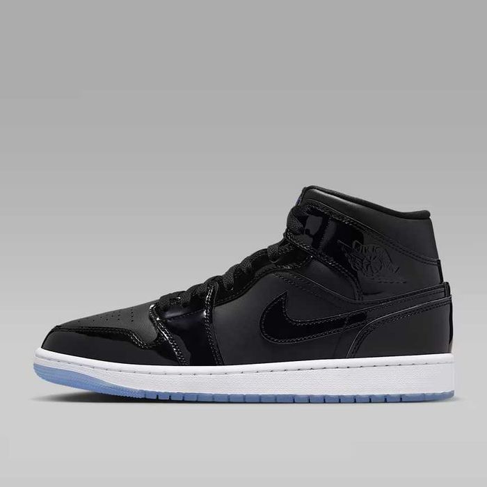 Jordan 1 Mid Negru/Mărimi de la 36 37,5 43