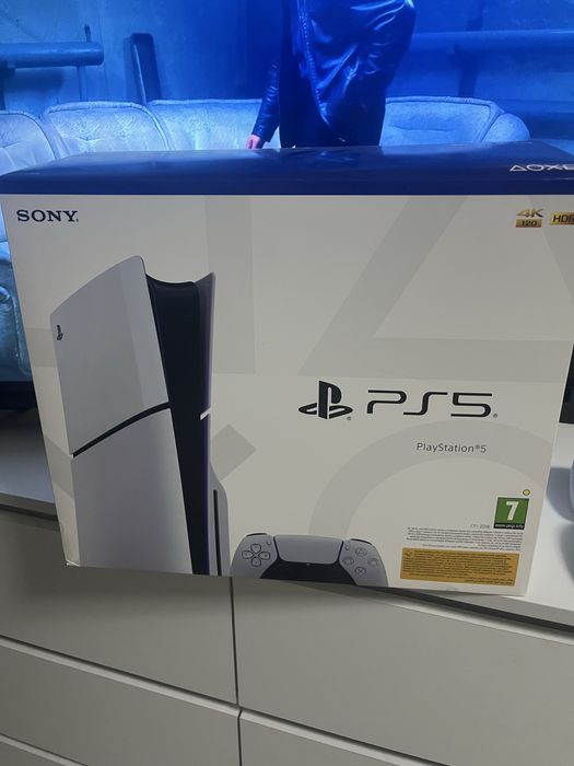 Продам Sony Play station 5