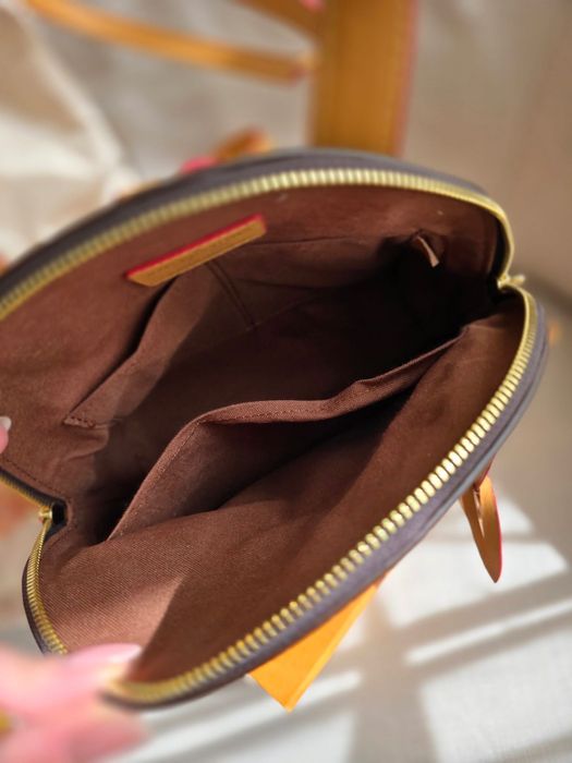 Дамска чанта Louis Vuitton