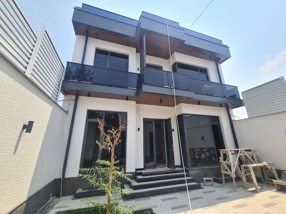 Продается Евро дом на Циалковском